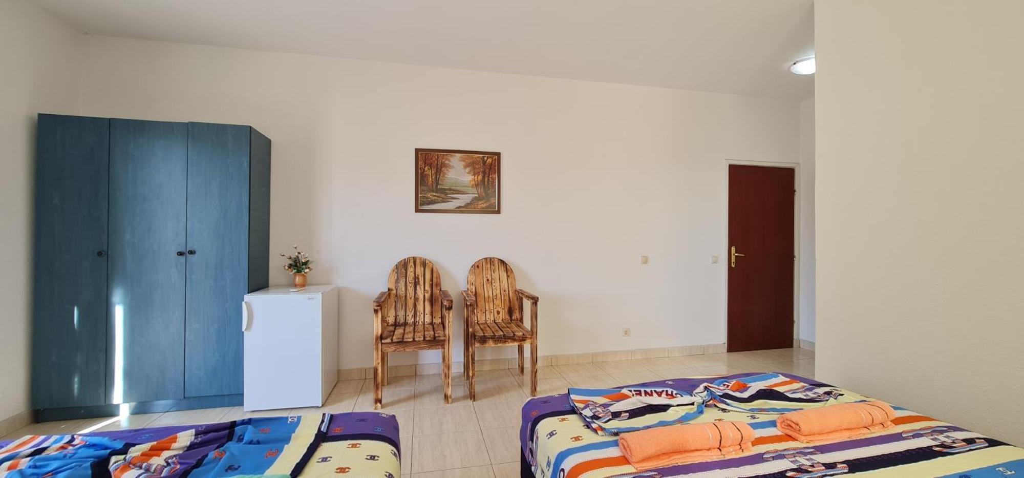 Kurt Apartaments Ulcinj Bilik gambar