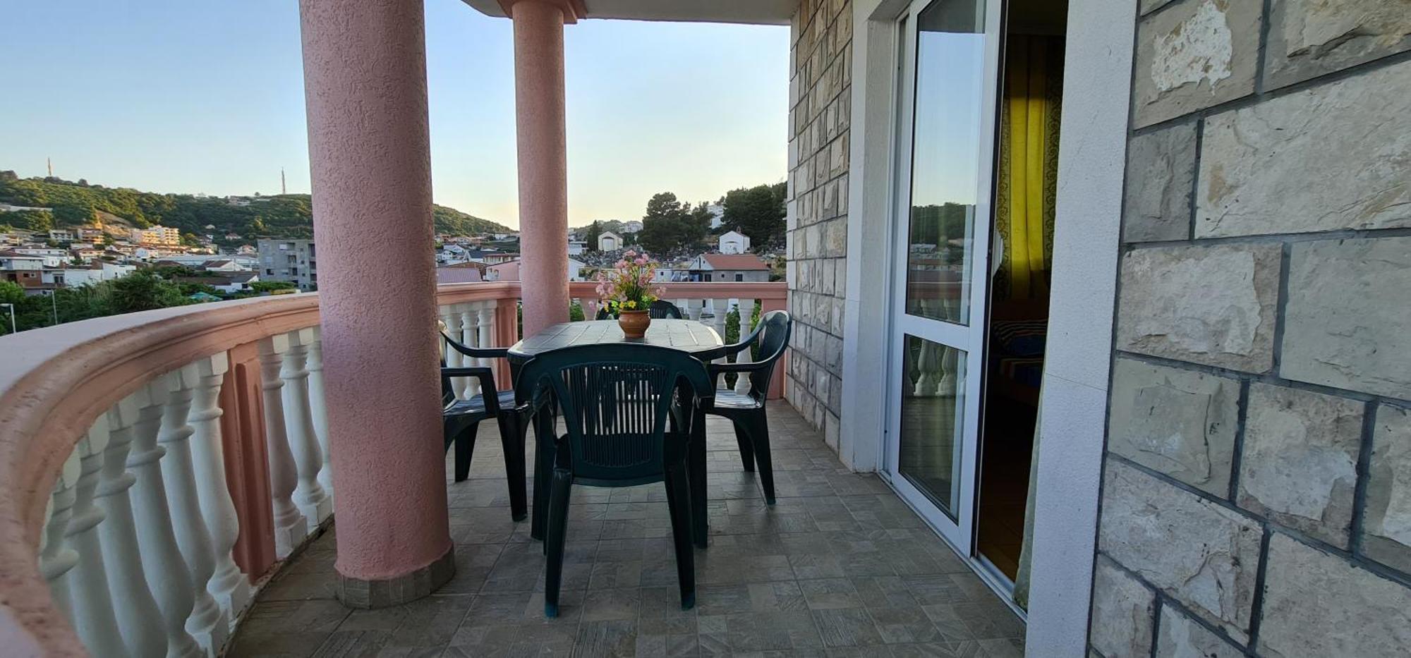 Kurt Apartaments Ulcinj Bilik gambar