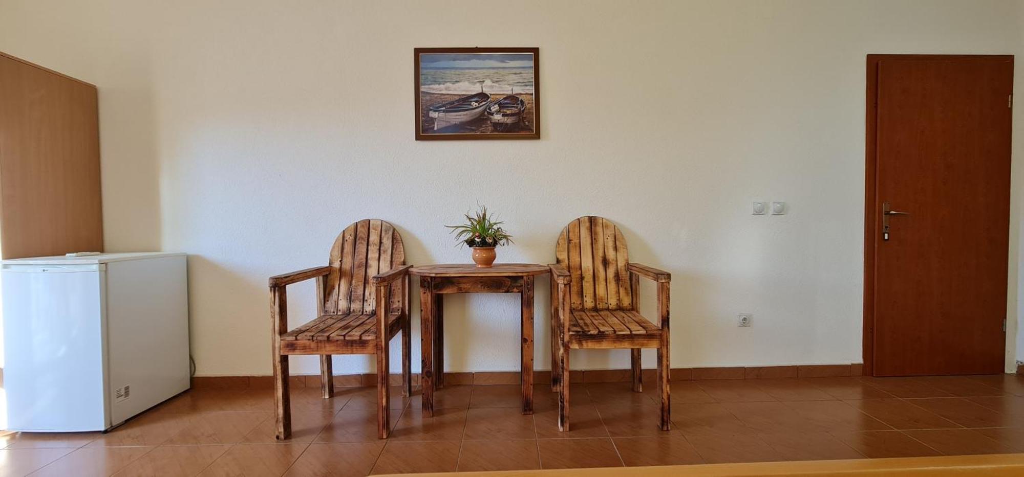 Kurt Apartaments Ulcinj Bilik gambar