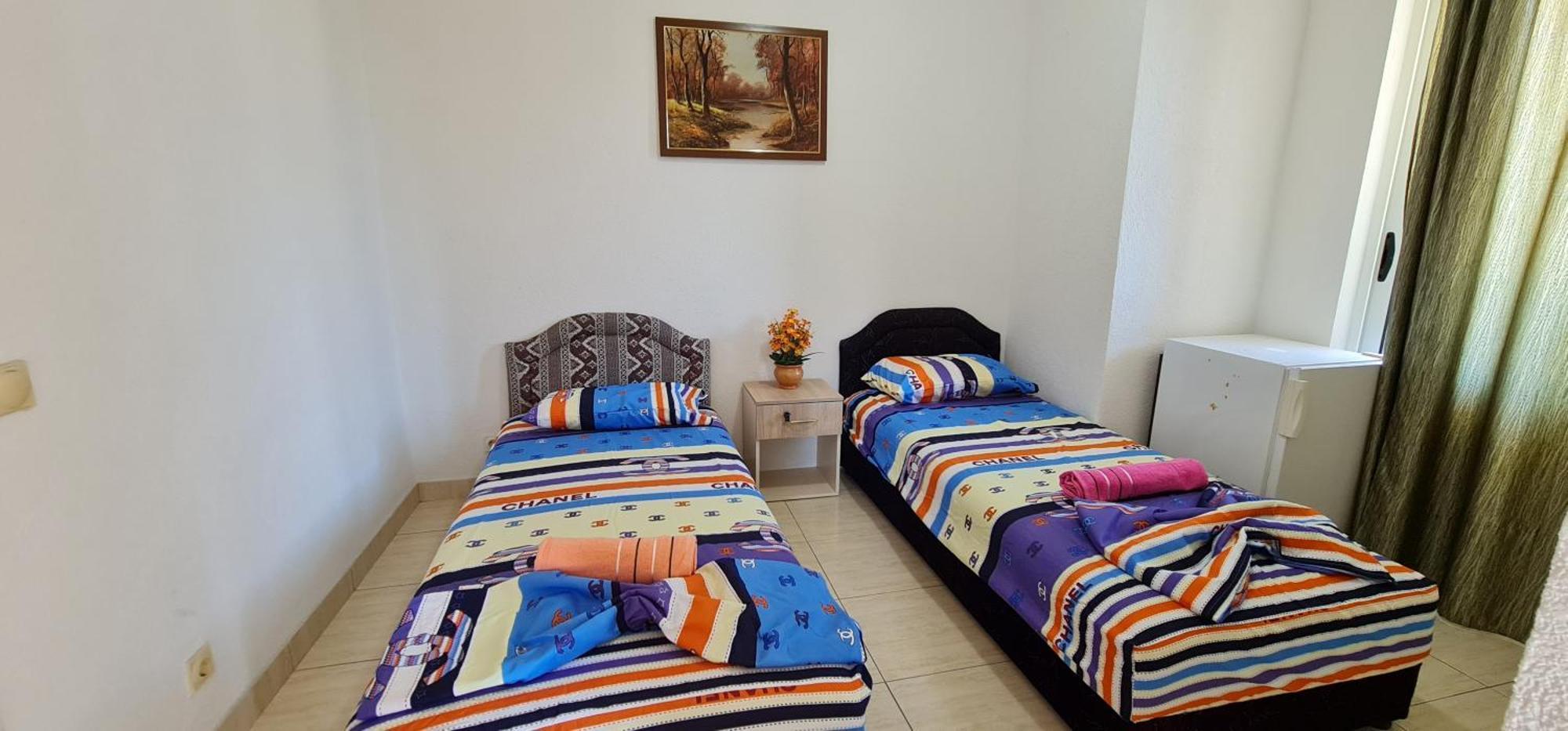 Kurt Apartaments Ulcinj Bilik gambar