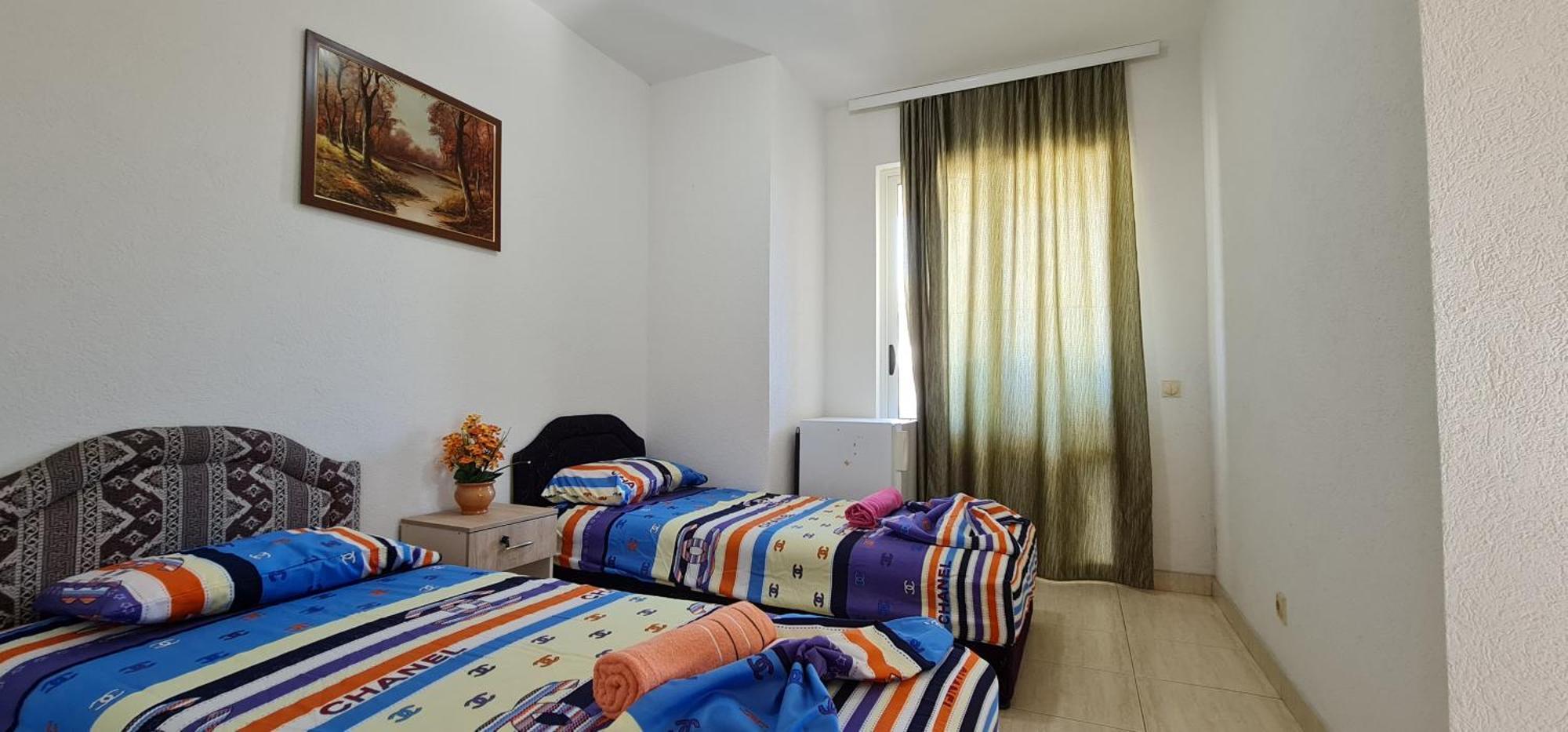 Kurt Apartaments Ulcinj Bilik gambar
