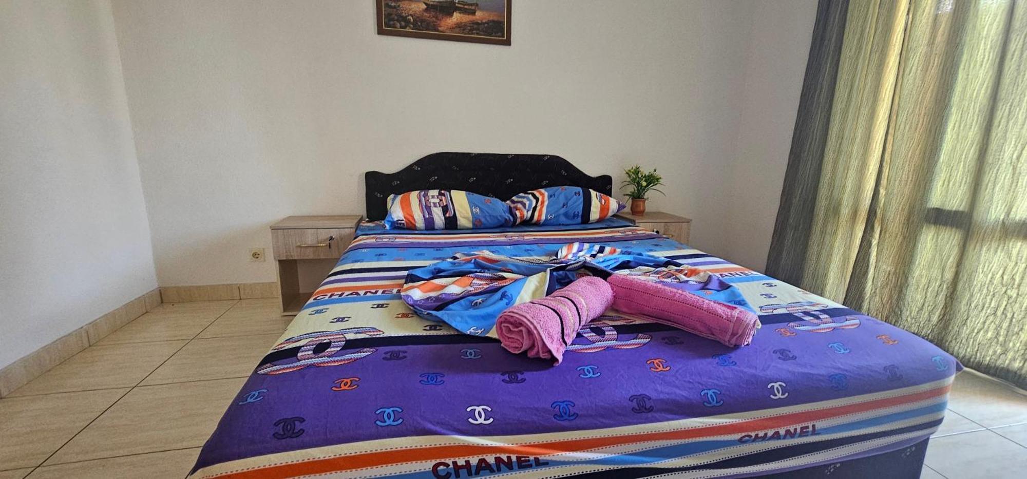 Kurt Apartaments Ulcinj Bilik gambar
